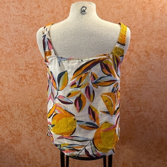 C&C CALIFORNIA Sleeveless Floral Blouse size Medium - Picture 2 of 7